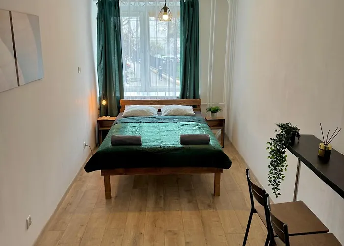 Well Apartment In Old Town